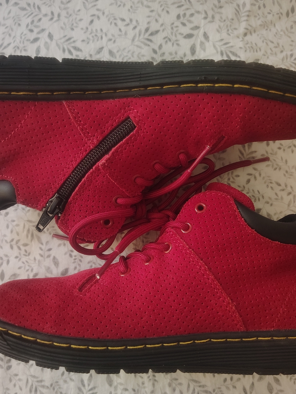 Dr. Martens Kids Red Parker J Size 2